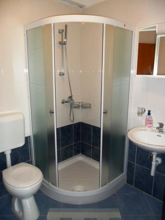 Apartments Kalac Лабин Экстерьер фото