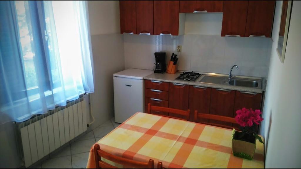 Apartments Kalac Лабин Экстерьер фото